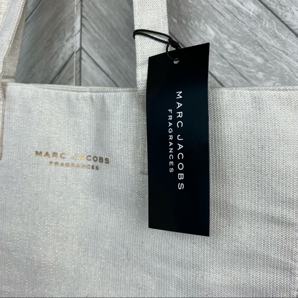 Marc Jacobs Daisy Tote Bag, Canvas Shoulder NWT - Picture 4 of 12